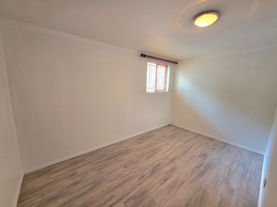 To Let 4 Bedroom Property for Rent in Hospitaalheuwel Free State